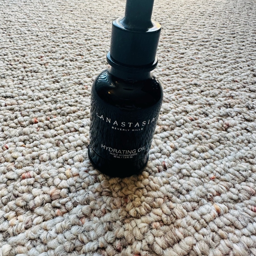 Anastasia Beverly Hills Hydrating Oil